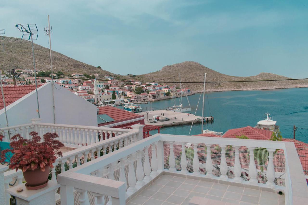 Villa Niovi Chalki Town Buitenkant foto