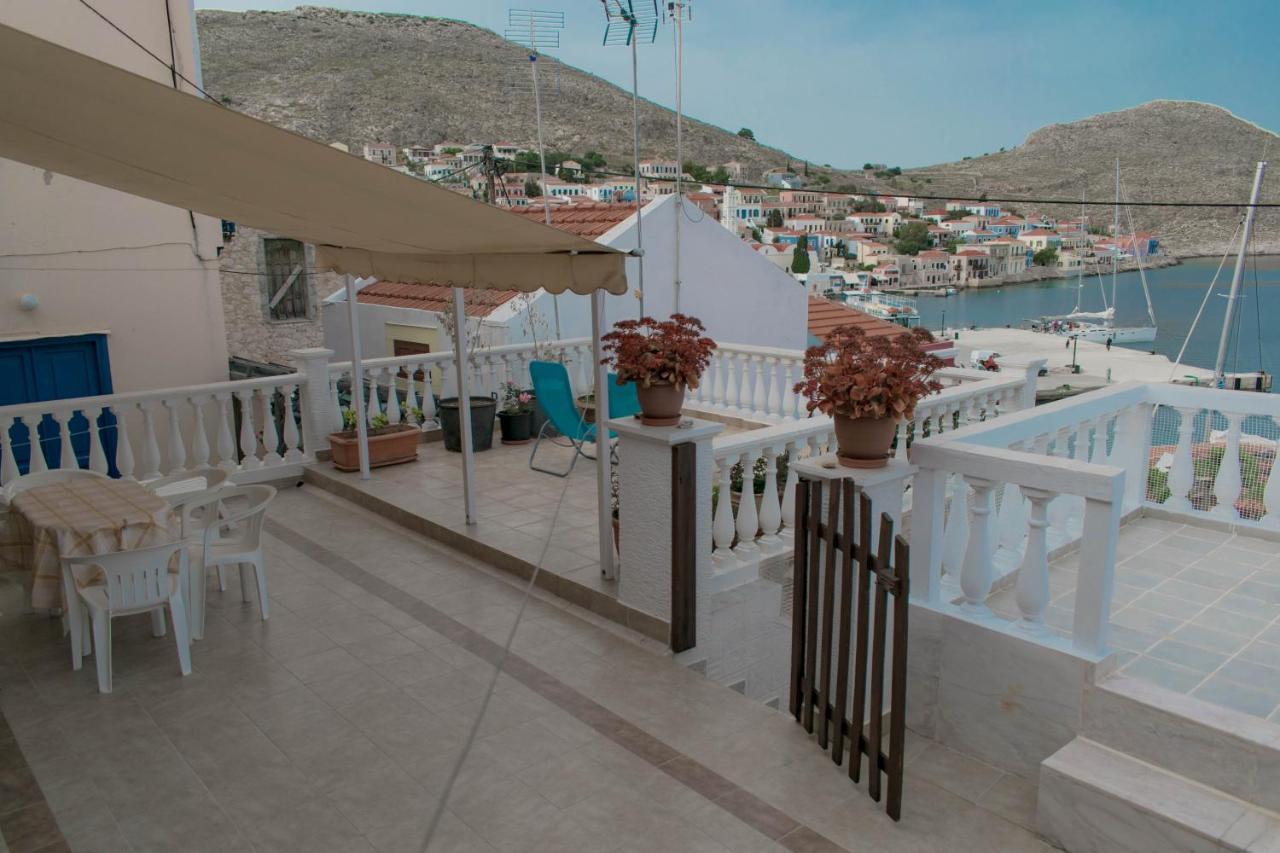 Villa Niovi Chalki Town Buitenkant foto